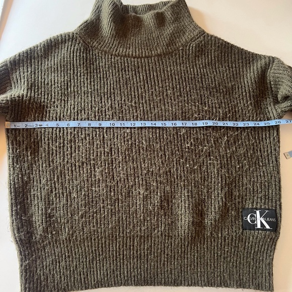 Calvin Klein Green Sweater Women’s Size Small - Picture 3 of 5